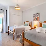 Guest house Solar Do Castelo With Pool & Private