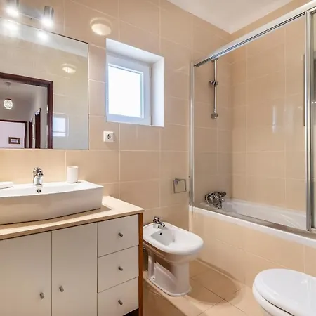 Solar Do Castelo With Pool