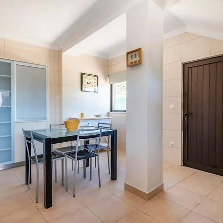 Gasthuis Solar Do Castelo With Pool & Private Albufeira