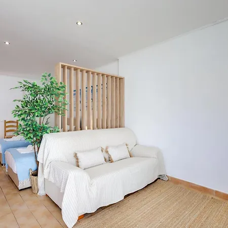 Gasthuis Solar Do Castelo With Pool & Private