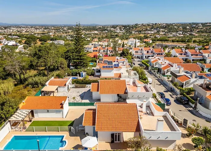 Villa Solar Do Castelo With Pool & Private